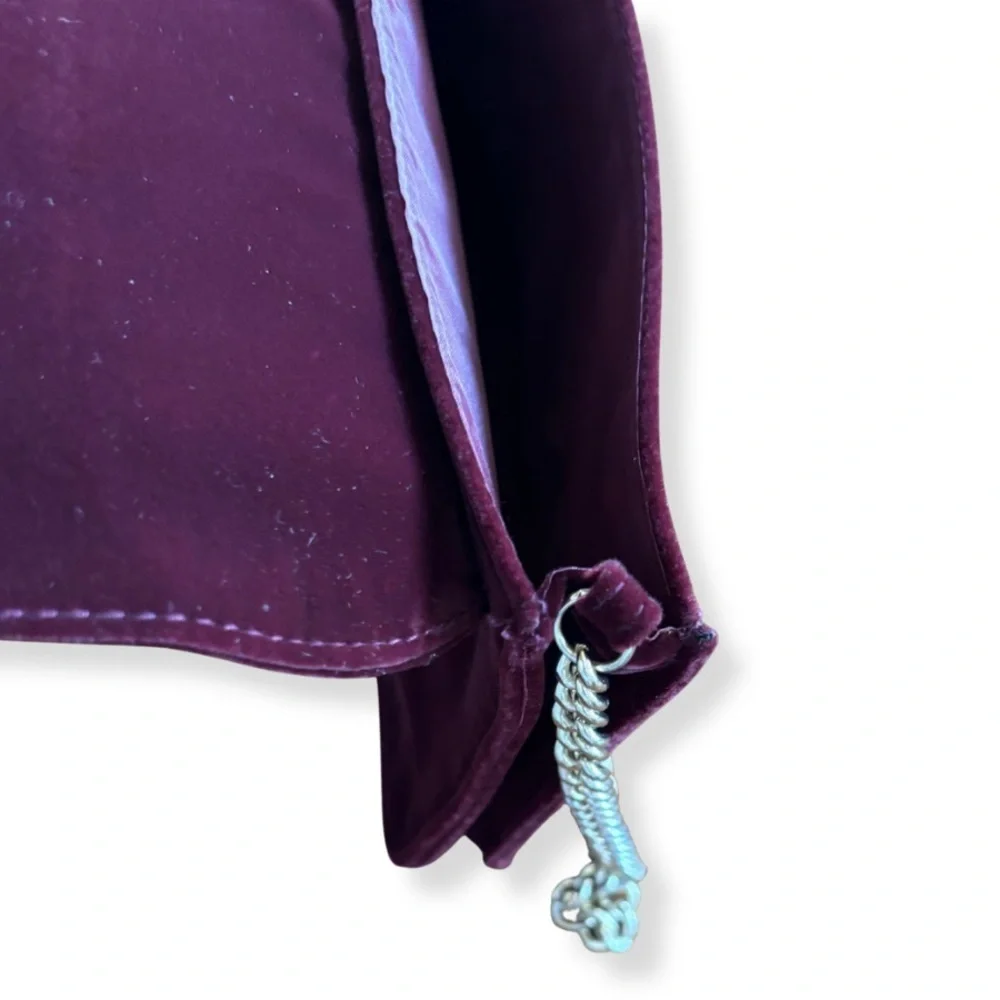 ✨ Vintage Jimmy Choo Parfums Velvet Chain Clutch ✨ - Picture 11 of 11